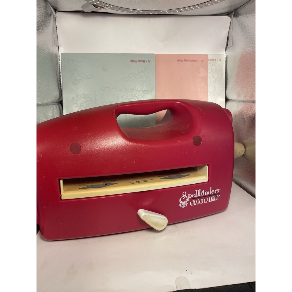 Spellbinders Grand Calibur Die Cutting Embossing Machine GC-001 Bundle w/ Plates